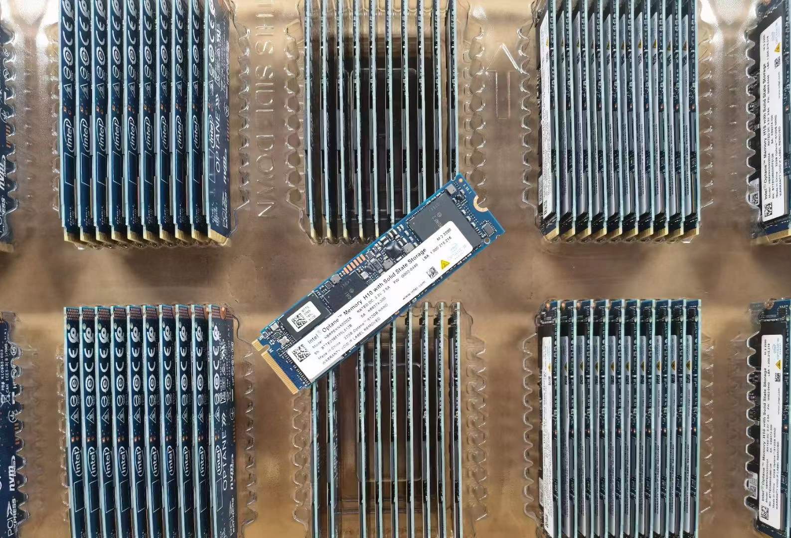 intel optane memory H10 with solid state storage 512GB