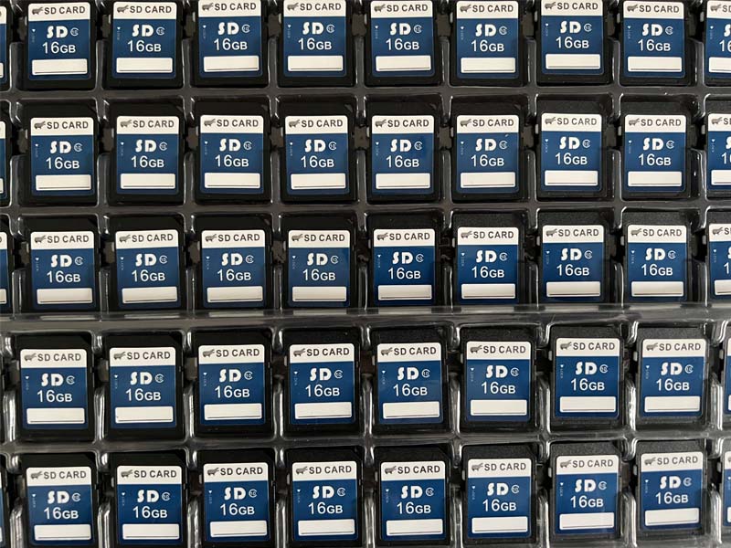 the picture of bulk sd cards