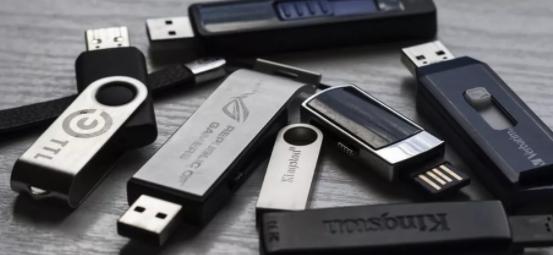 world's first bulk usb flash drive